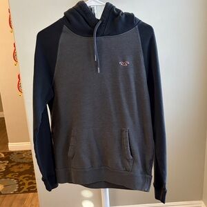 Hollister Men's Black and Gray Hoodie